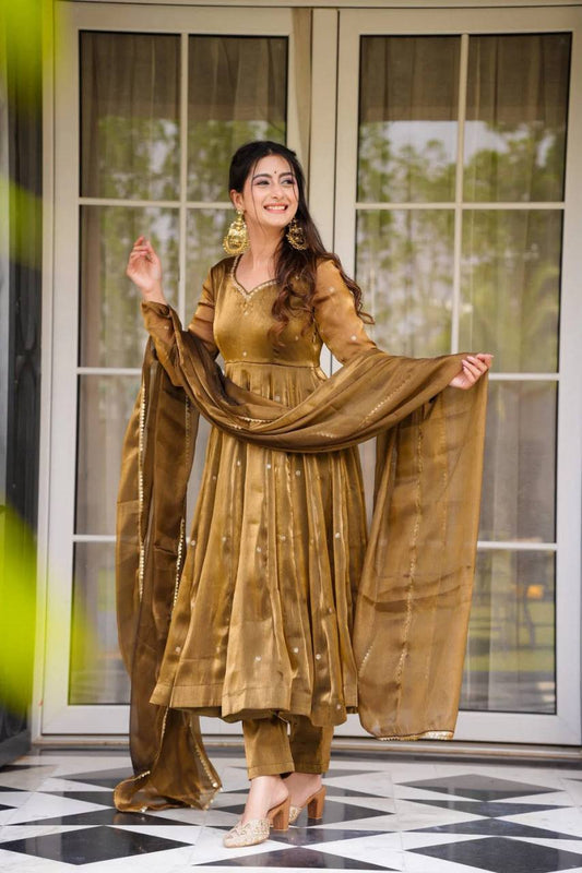 Designer Jimi Choo Co-Ord Set with Thread Work